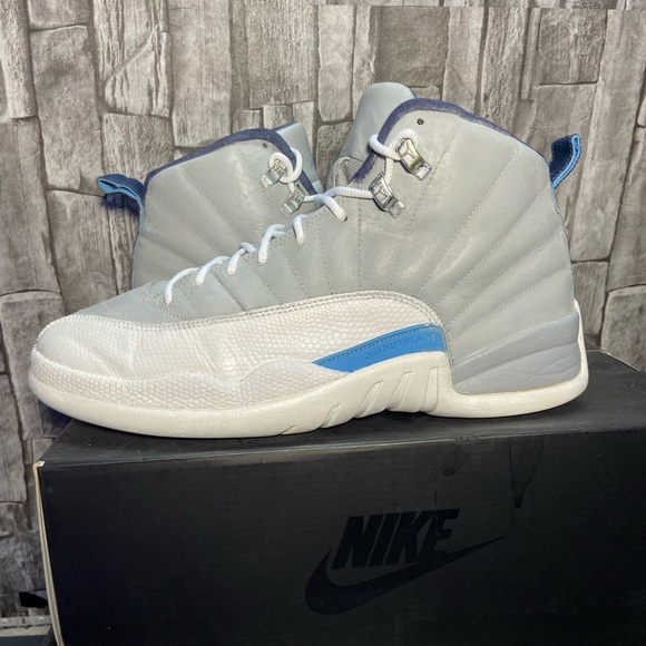 Jordan 12 university blue and grey size 10 - Picture 2 of 7